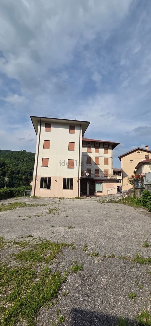 negozio in vendita a Recoaro Terme