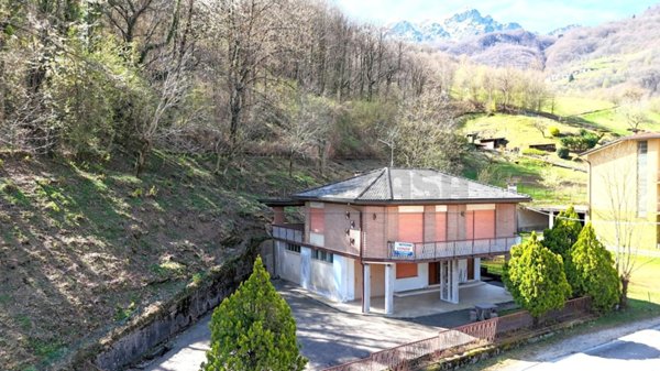 casa indipendente in vendita a Recoaro Terme