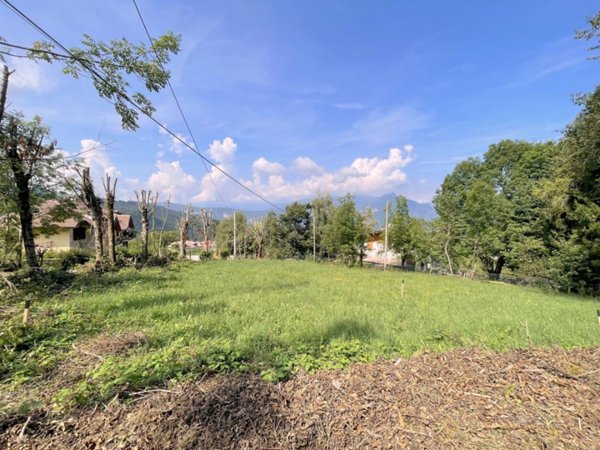 terreno edificabile in vendita a Roana in zona Treschè Conca