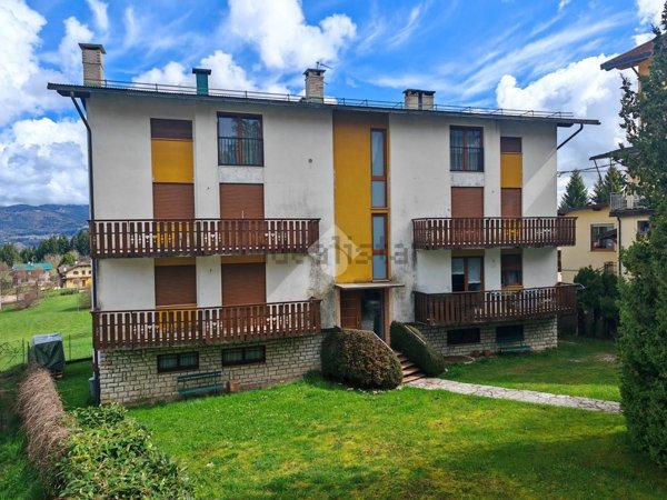 appartamento in vendita a Roana in zona Cesuna