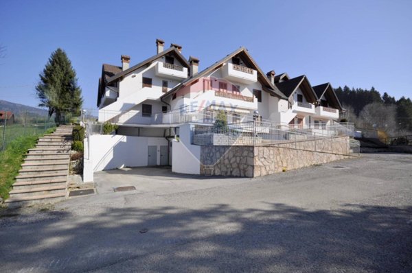 appartamento in vendita a Roana in zona Canove