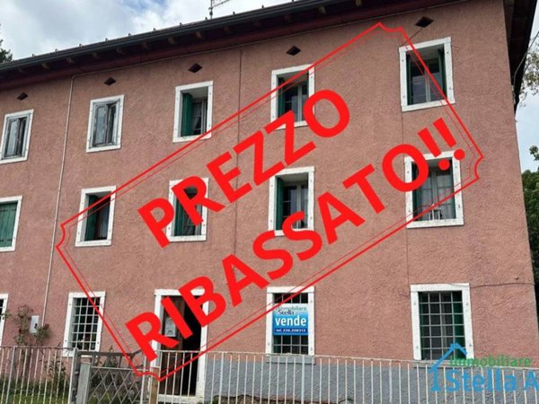 casa indipendente in vendita a Roana in zona Treschè Conca