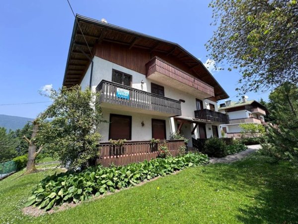 appartamento in vendita a Roana in zona Canove
