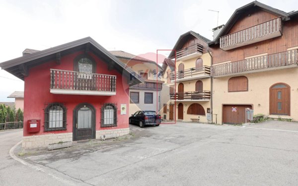 appartamento in vendita a Roana in zona Mezzaselva