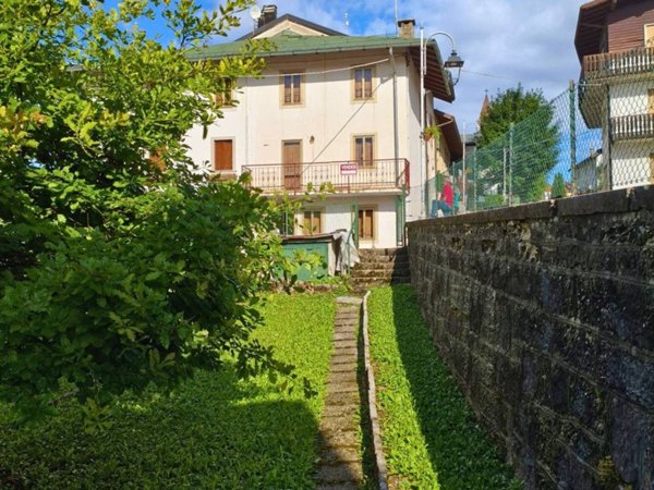 casa indipendente in vendita a Roana