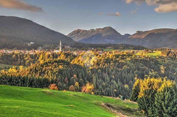 appartamento in vendita a Roana in zona Canove