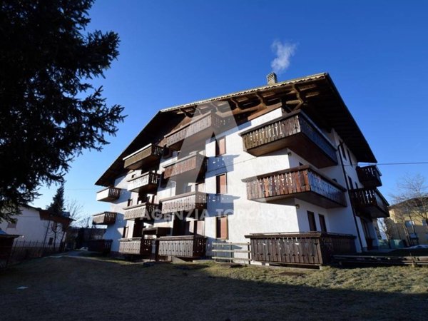 appartamento in vendita a Roana in zona Canove