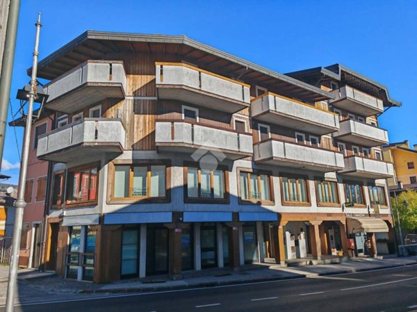 appartamento in vendita a Roana in zona Canove