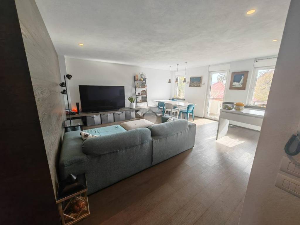 appartamento in vendita a Roana in zona Canove