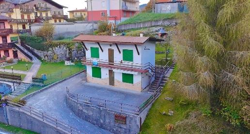 appartamento in vendita a Roana in zona Cesuna