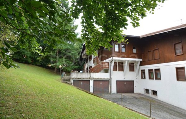 appartamento in vendita a Roana in zona Canove