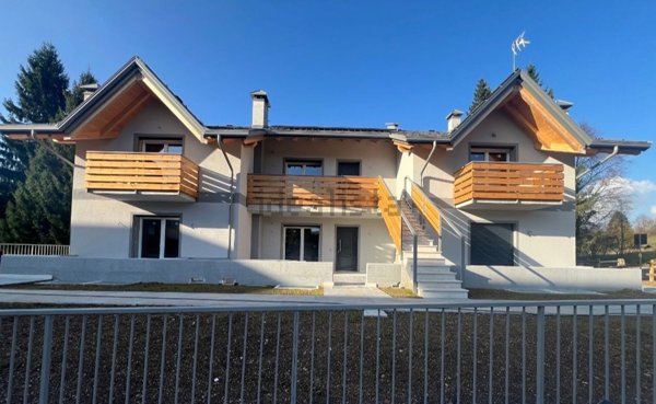 appartamento in vendita a Roana in zona Treschè Conca