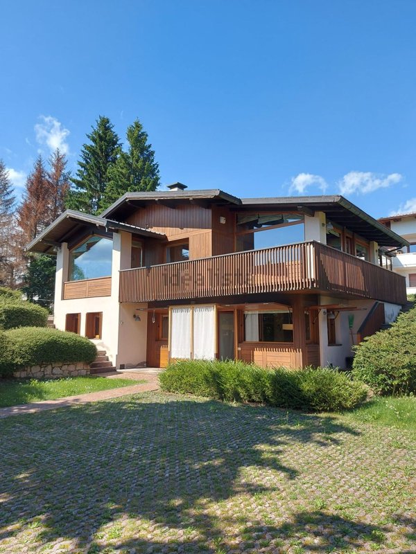 casa indipendente in vendita a Roana