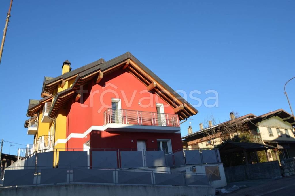 appartamento in vendita a Roana in zona Canove