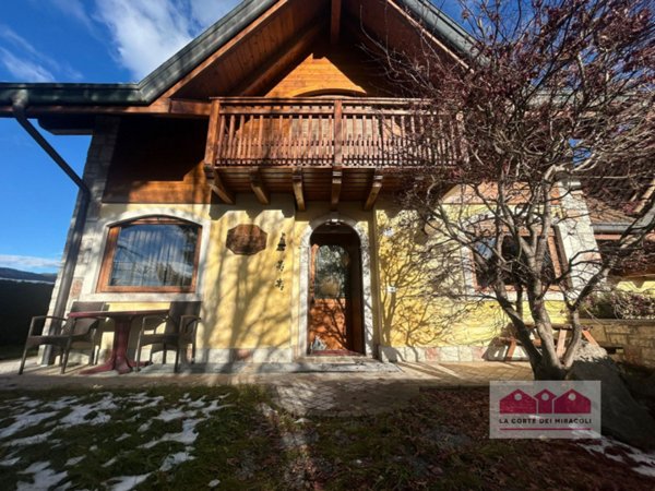 appartamento in vendita a Roana in zona Canove