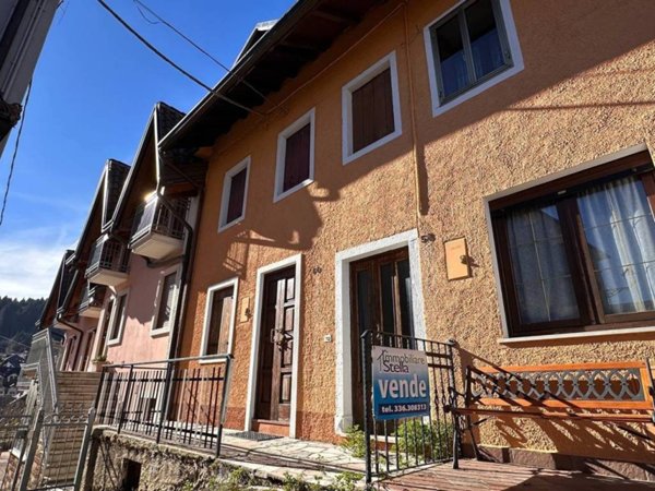 appartamento in vendita a Roana in zona Cesuna