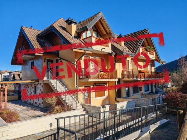 appartamento in vendita a Roana in zona Cesuna