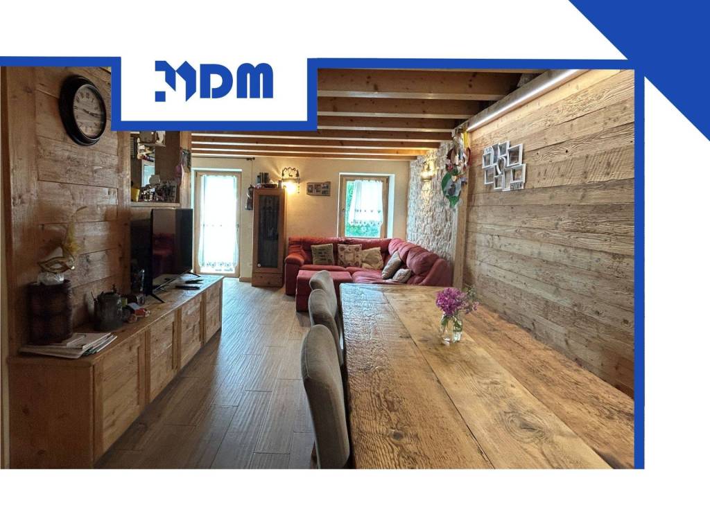 casa indipendente in vendita a Roana in zona Canove