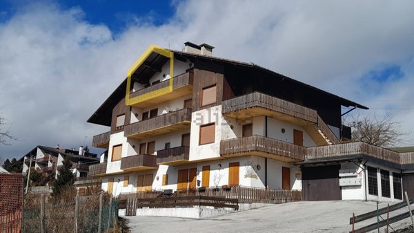 appartamento in vendita a Roana in zona Treschè Conca