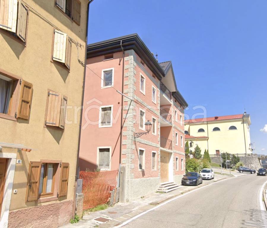 appartamento in vendita a Roana in zona Canove