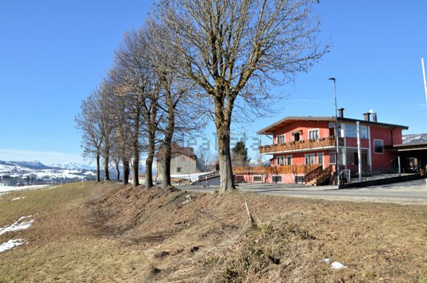 appartamento in vendita a Roana in zona Canove