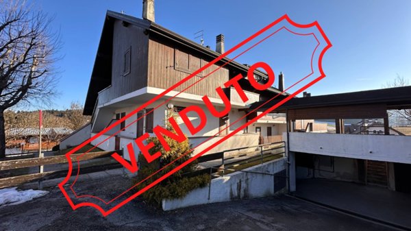 appartamento in vendita a Roana in zona Canove