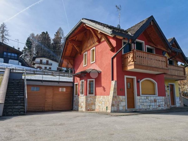 appartamento in vendita a Roana in zona Treschè Conca