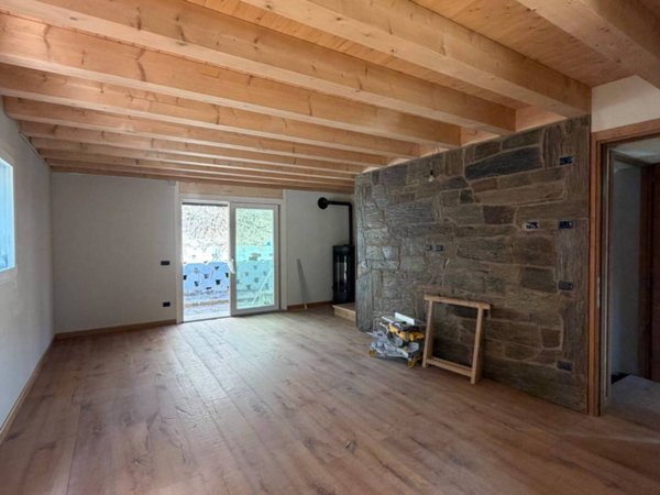 appartamento in vendita a Roana in zona Cesuna