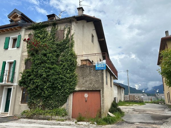 appartamento in vendita a Roana in zona Canove