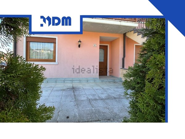 appartamento in vendita a Roana in zona Cesuna