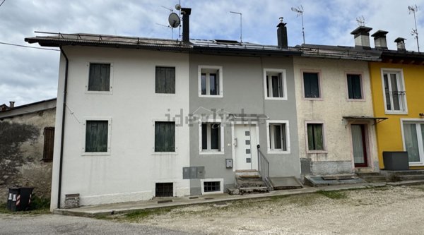 casa indipendente in vendita a Roana