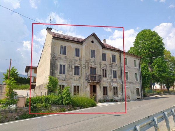 casale in vendita a Roana in zona Canove