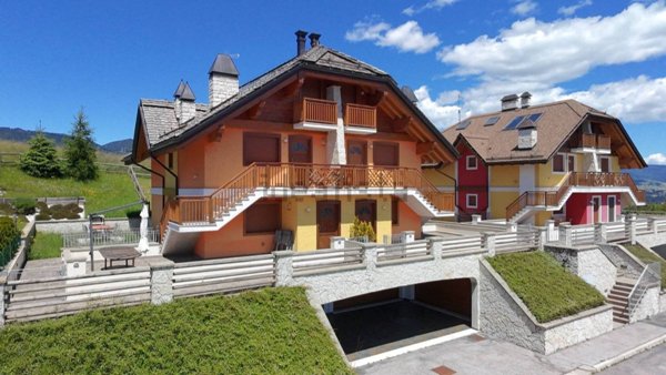 appartamento in vendita a Roana in zona Canove