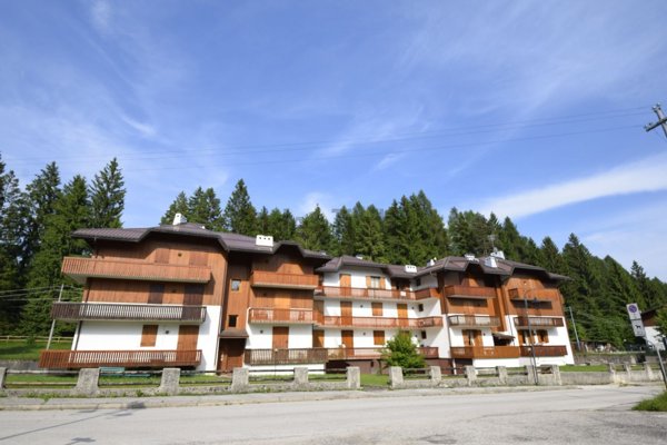 appartamento in vendita a Roana in zona Mezzaselva