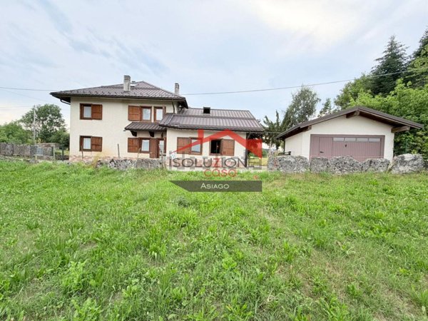 casa indipendente in vendita a Roana in zona Treschè Conca