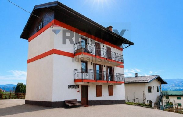 appartamento in vendita a Roana in zona Cesuna