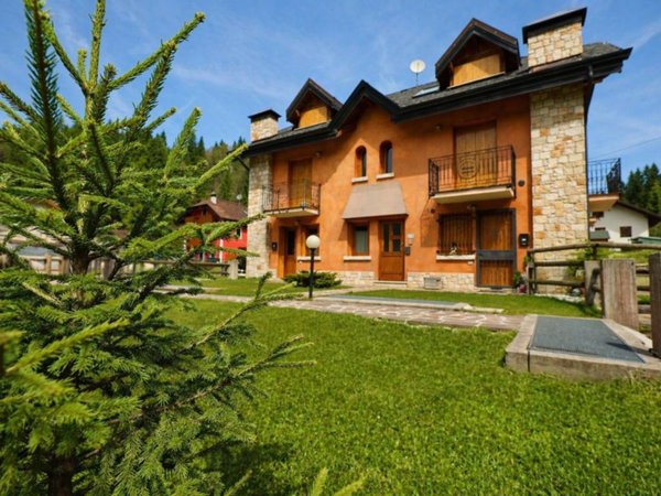appartamento in vendita a Roana in zona Cesuna