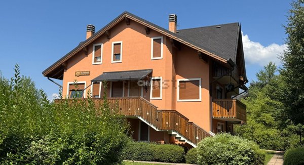 appartamento in vendita a Roana in zona Canove