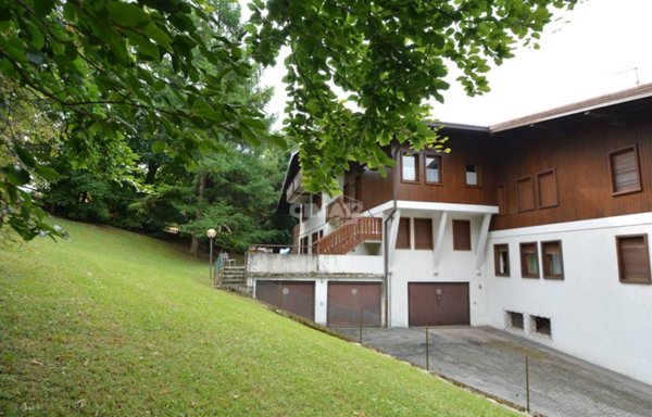 appartamento in vendita a Roana in zona Canove