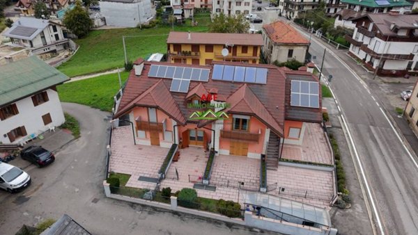 appartamento in vendita a Roana in zona Canove