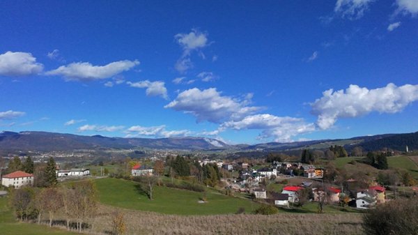 appartamento in vendita a Roana in zona Treschè Conca