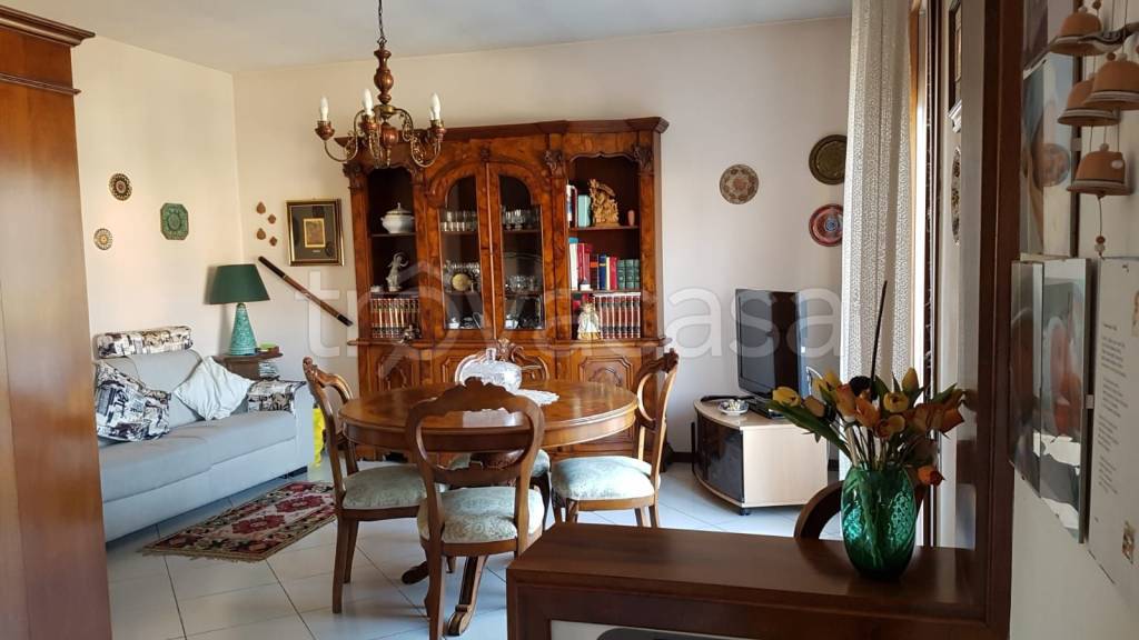casa indipendente in vendita a Romano d'Ezzelino in zona San Giacomo