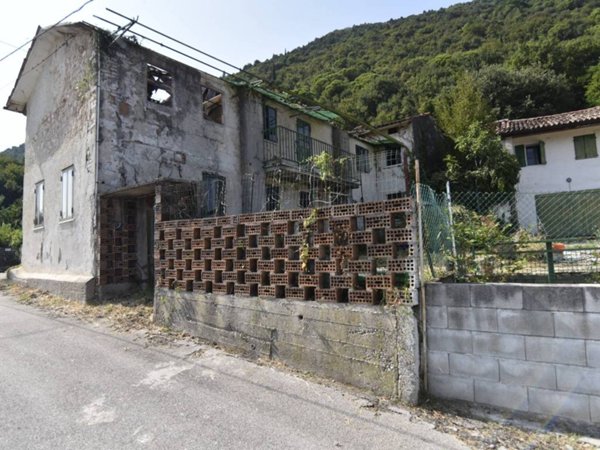 casa indipendente in vendita a Romano d'Ezzelino