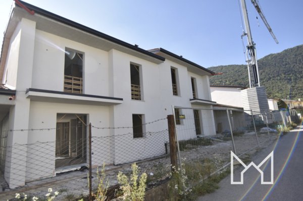 casa indipendente in vendita a Romano d'Ezzelino