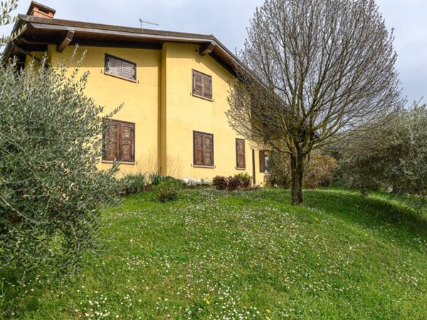casa indipendente in vendita a Romano d'Ezzelino