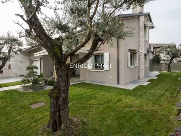 casa indipendente in vendita a Romano d'Ezzelino