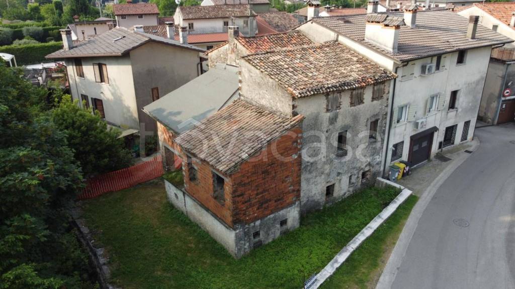 casa indipendente in vendita a Romano d'Ezzelino