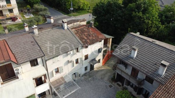 casa indipendente in vendita a Romano d'Ezzelino