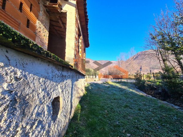 casale in vendita a Romano d'Ezzelino