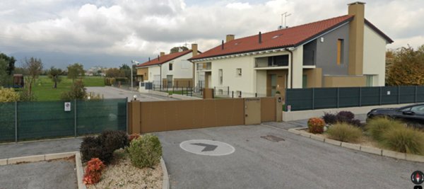 casa indipendente in vendita a Romano d'Ezzelino in zona Fellette